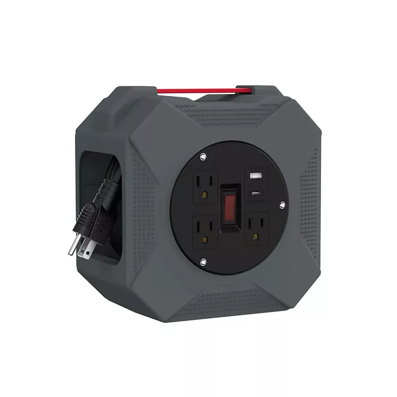 3 utsalgssteder USB2.4a plast ledning Reel 45ft 3 utsalgssteder USB2.4a plast ledning Reel 45ft