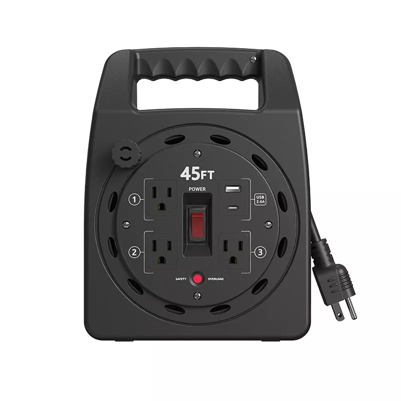 3 utsalgssteder USB2.4a plast ledning Reel 45ft med overbelastningsbeskyttelse 3 utsalgssteder USB2.4a plast ledning Reel 45ft med overbelastningsbeskyttelse