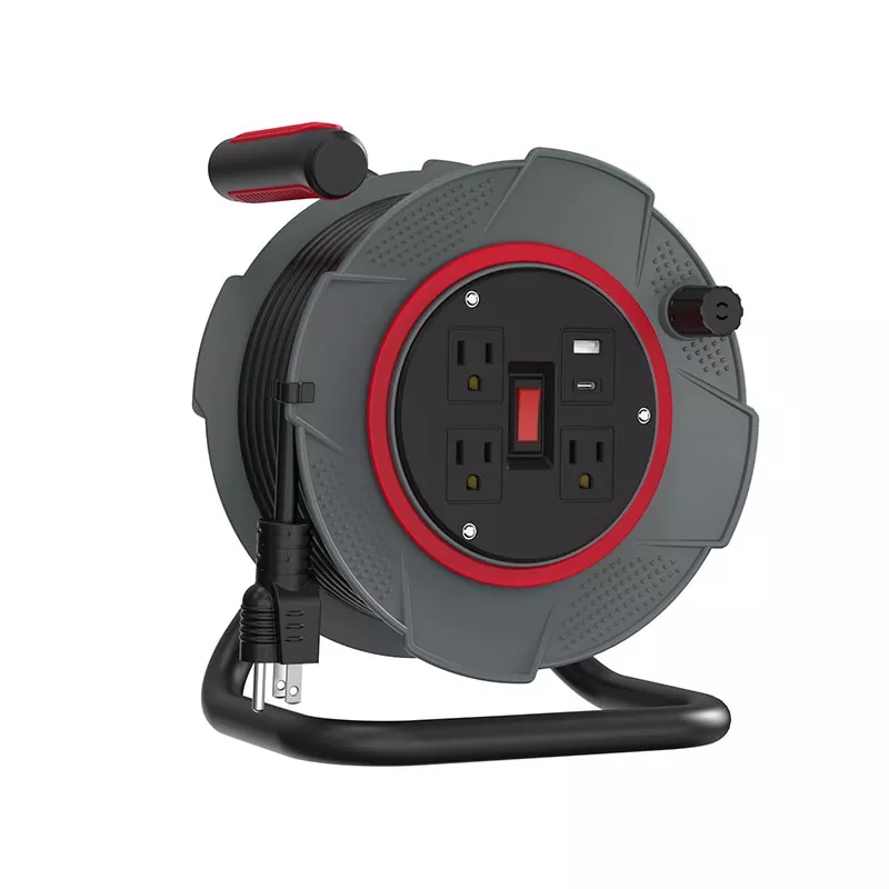 3 outlets usb plast ledning Reel 45ft